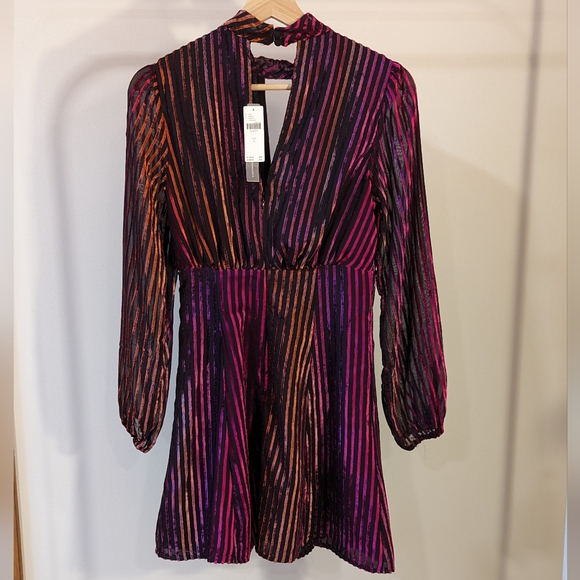 Anthropologie Long-Sleeve Cutout Tunic Velvet Mini Dress, Size 2 - Picture 4 of 9